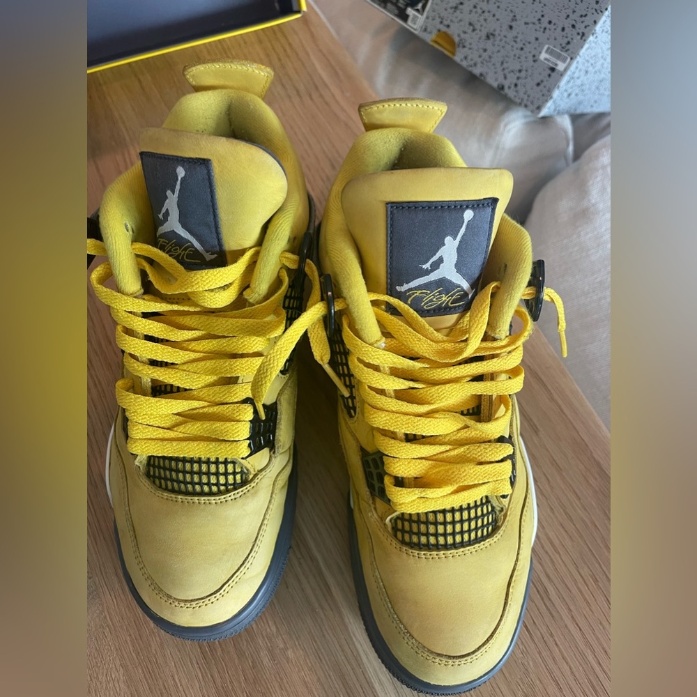 Nike air Jordan 4 retro